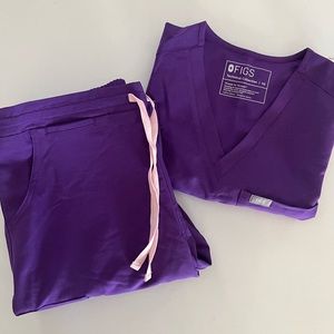 FIGS Ultraviolet Set